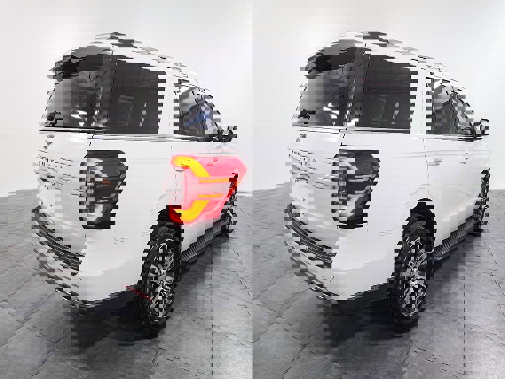 Certified 2024 Ford Expedition Limited image 4