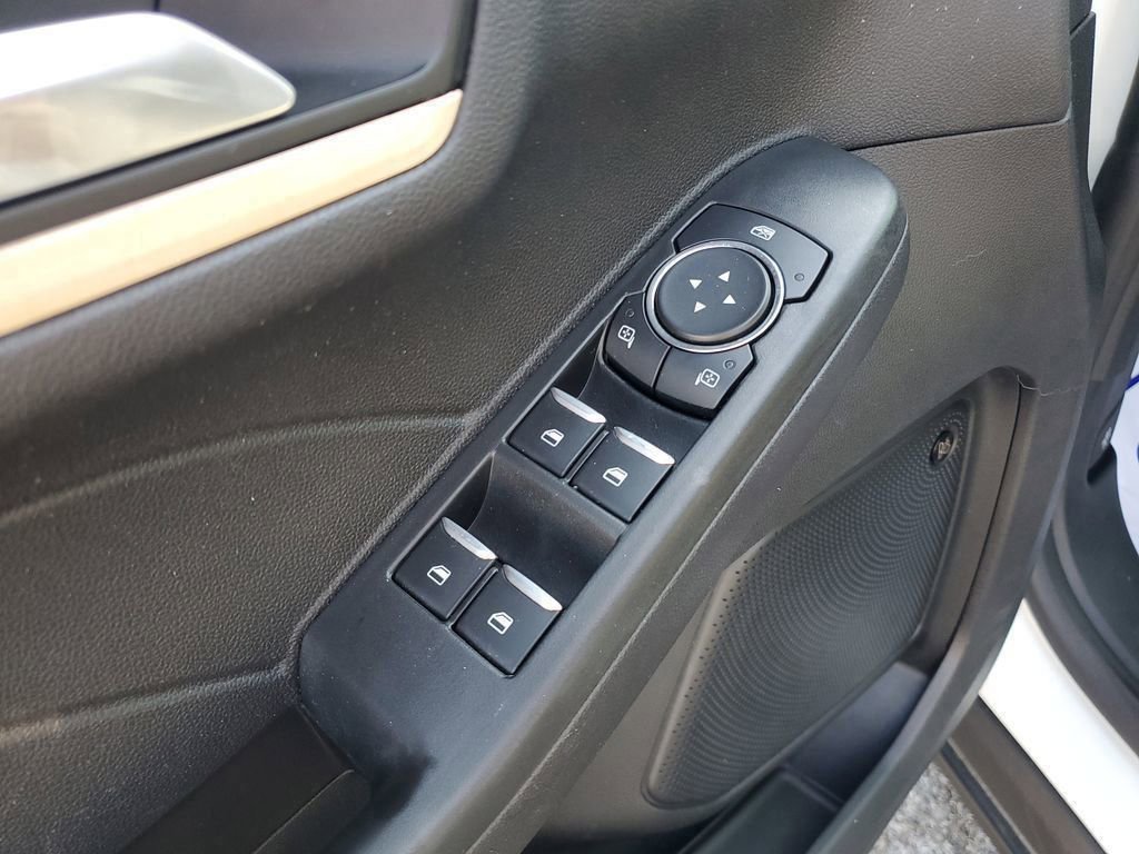 Certified 2021 Ford Escape Titanium w/ Titanium Elite Package image 16