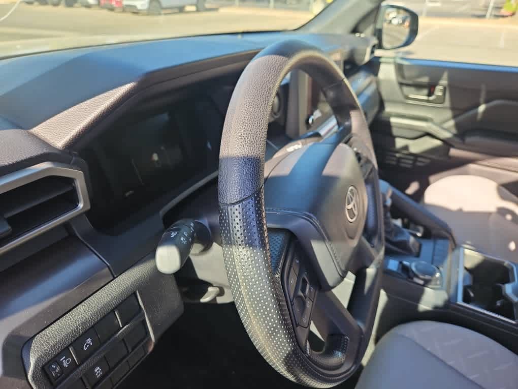 Used 2026 Toyota Tacoma SR5 AWD/4WD image 9