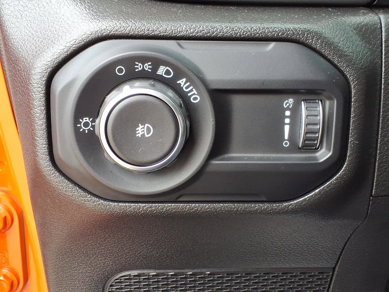 Used 2023 Jeep Wrangler Unlimited Sport AWD/4WD image 17