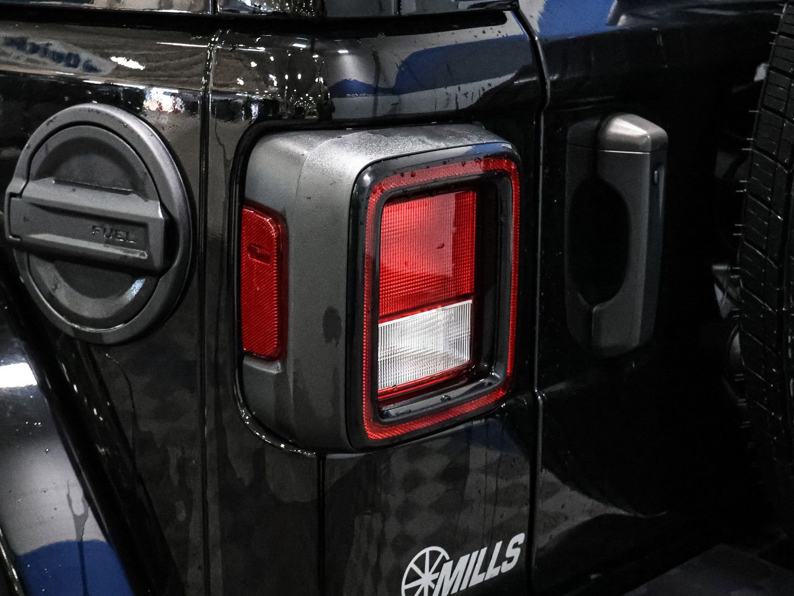 Used 2023 Jeep Wrangler Sahara image 14