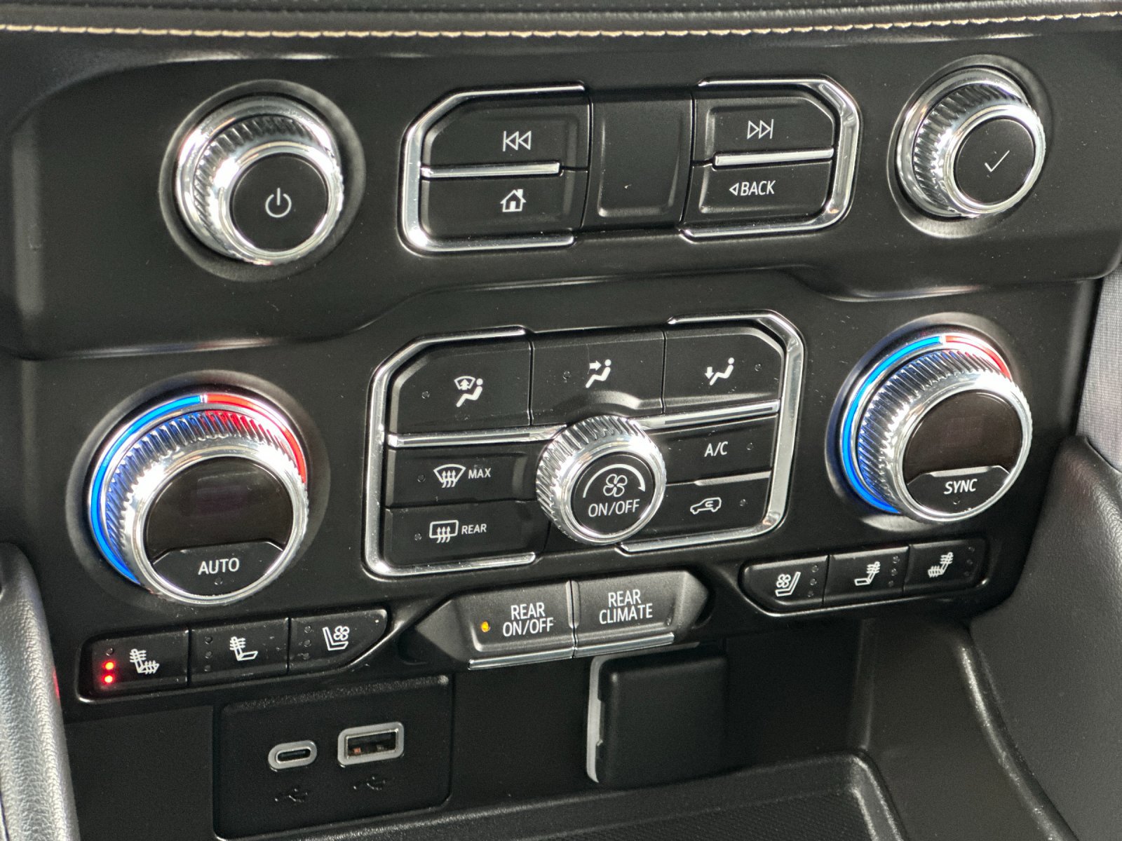 Used 2023 GMC Yukon SLT image 20