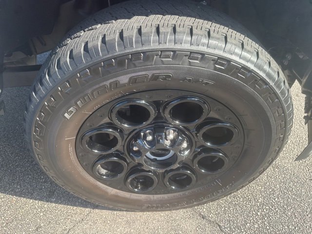 Certified 2025 Ford F250 Lariat w/ Black Appearance Package image 12