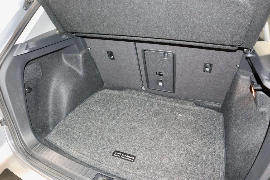 Used 2022 Volkswagen Taos S image 13