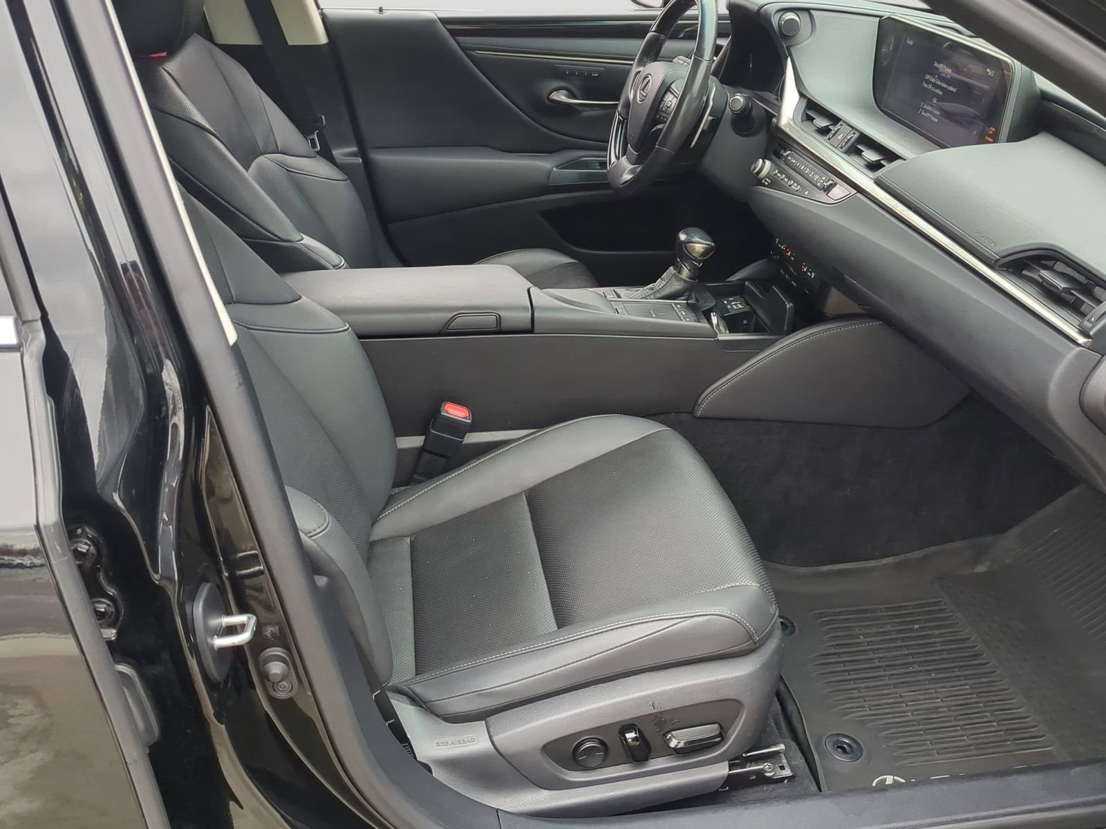 Used 2021 Lexus ES 250 w/ Premium Package image 26