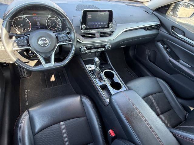Used 2024 Nissan Altima 2.5 SR FWD image 12