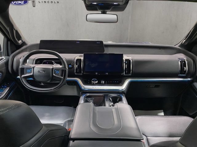 Certified 2025 Ford Expedition Platinum w/ Stealth Performance Package AWD/4WD image 2
