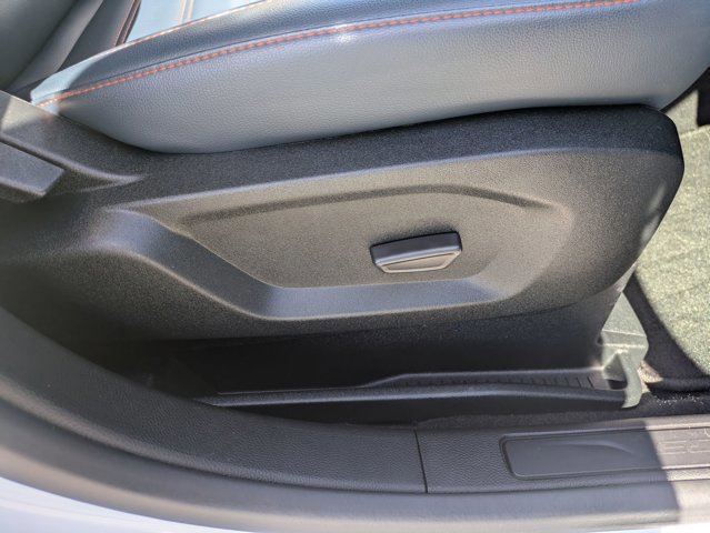 Certified 2022 Ford Edge SEL w/ Sport Appearance Package image 36