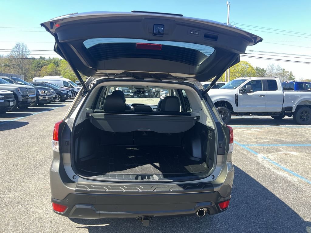 Used 2020 Subaru Forester Limited AWD/4WD image 3
