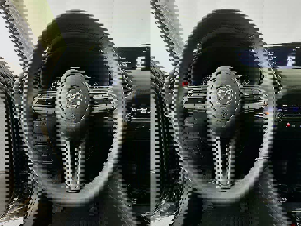 Used 2021 MAZDA MAZDA3 s image 18