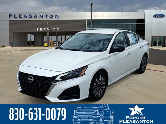 Used 2025 Nissan Altima 2.5 SV