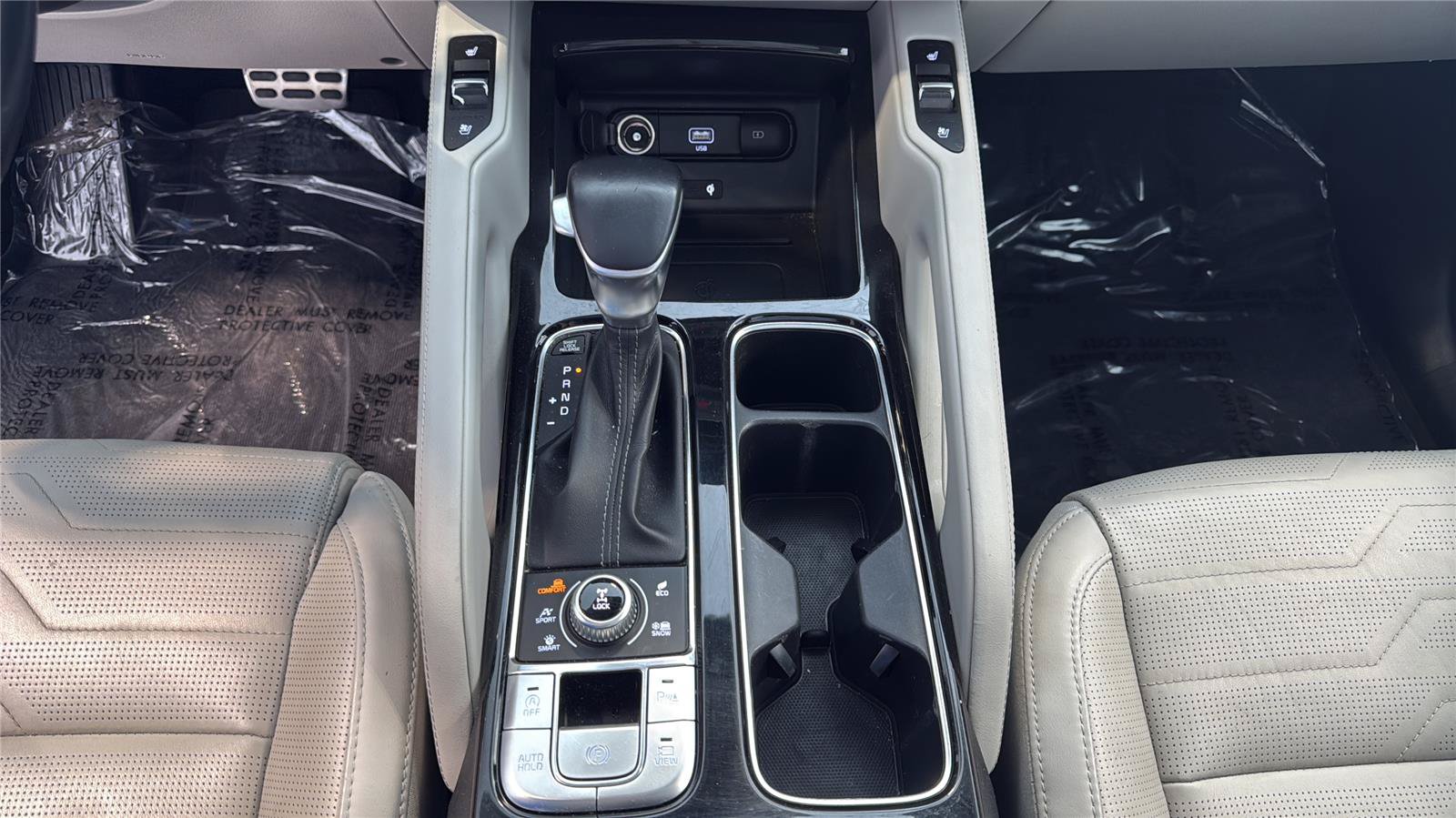 Used 2021 Kia Telluride SX w/ SX Prestige Package AWD/4WD image 26