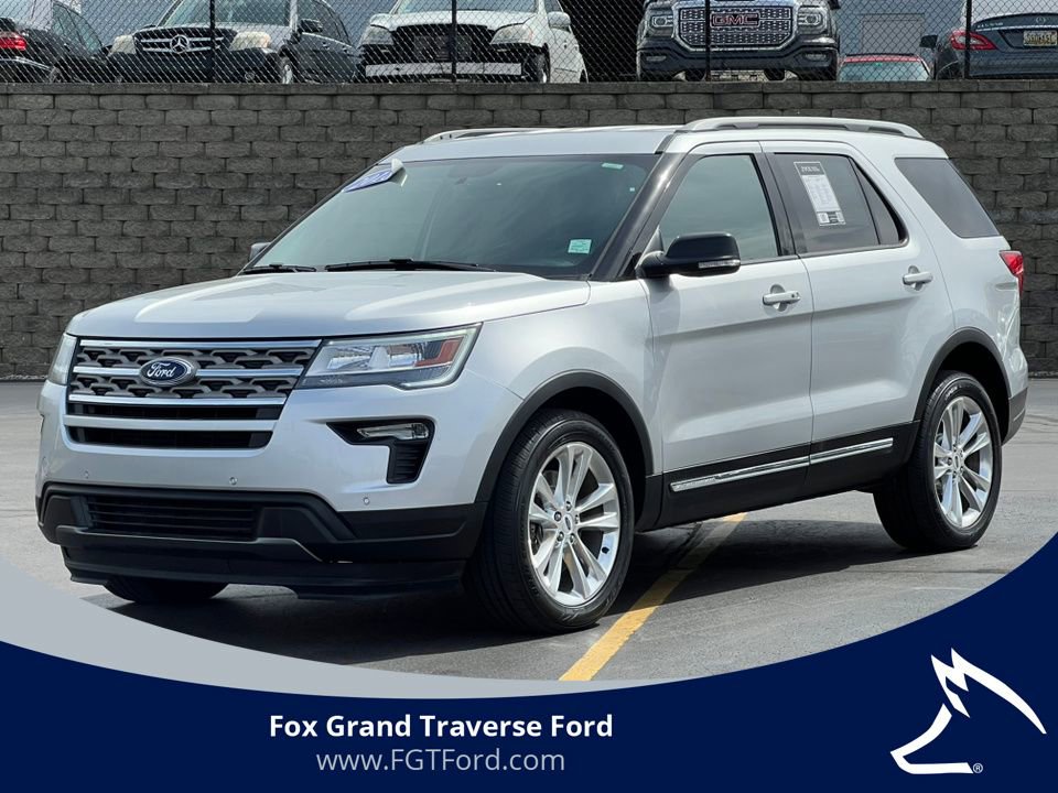 Certified 2018 Ford Explorer XLT w/ Equipment Group 202A AWD/4WD image 1