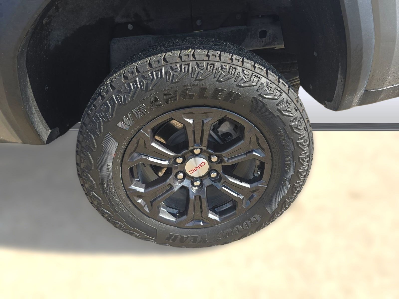 Used 2023 GMC Canyon Elevation w/ Trailering Package image 30