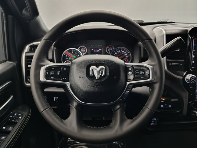 Used 2025 RAM 2500 Big Horn AWD/4WD image 40