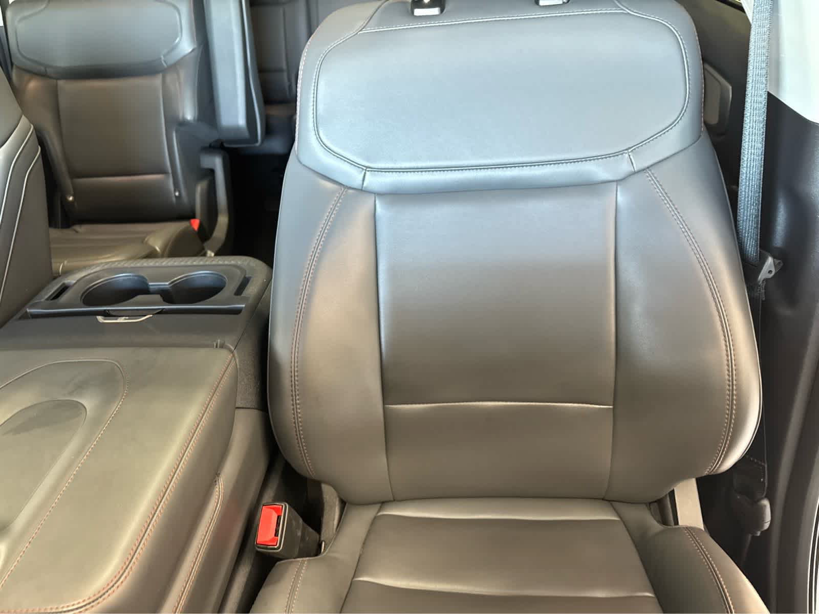 Certified 2025 Ford Expedition Active AWD/4WD image 28