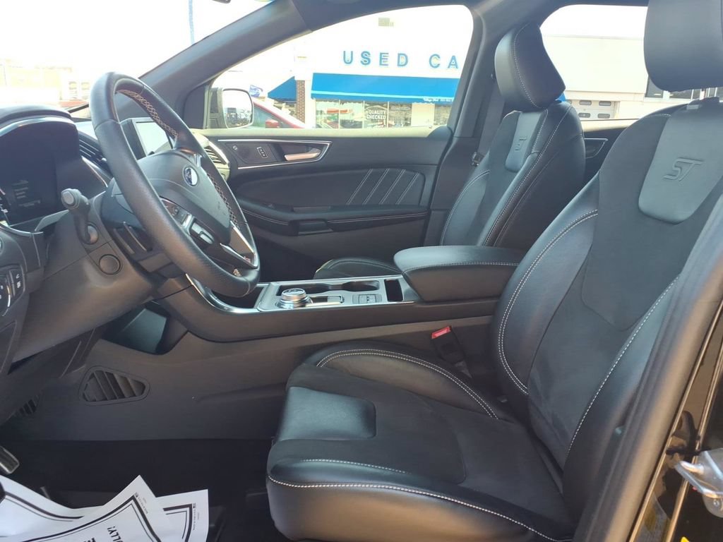 Certified 2021 Ford Edge ST w/ Equipment Group 401A AWD/4WD image 15