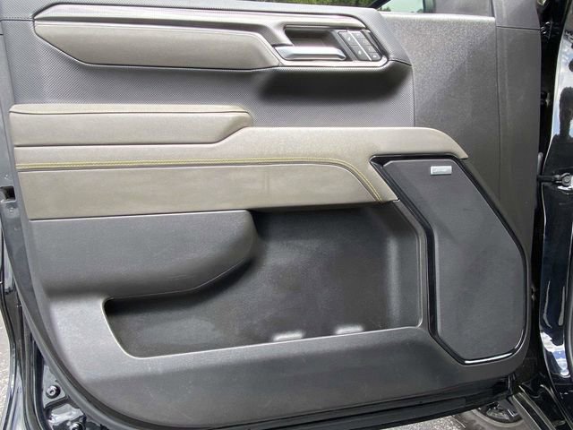 Used 2024 Chevrolet Silverado 1500 ZR2 w/ Technology Package AWD/4WD image 21