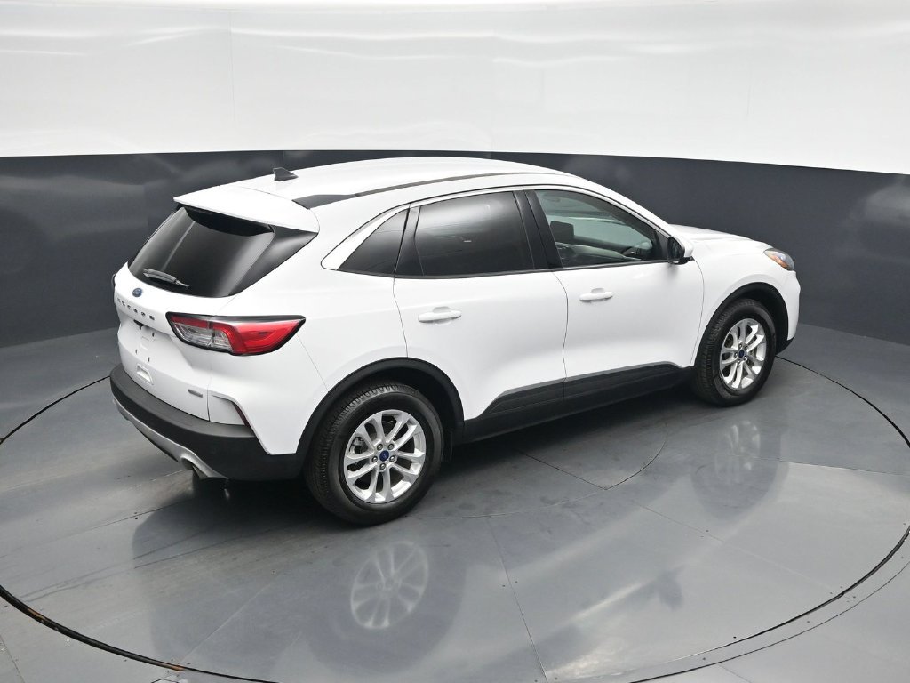 Certified 2020 Ford Escape SE FWD image 32