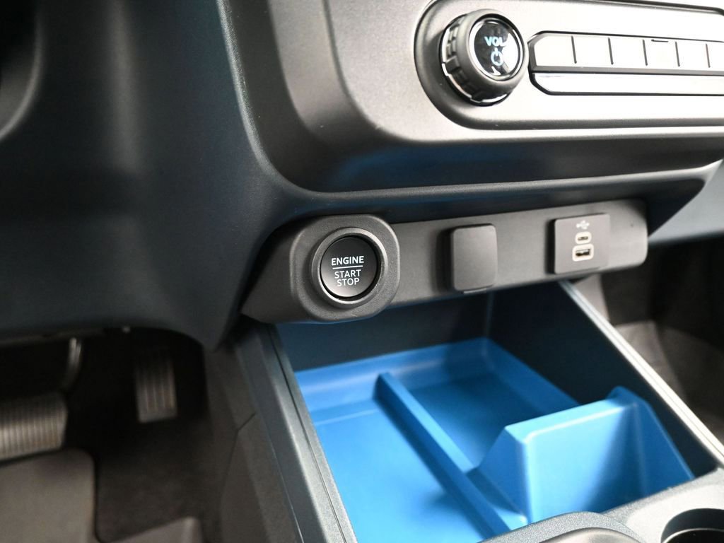 Certified 2025 Ford Maverick XLT w/ Equipment Group 302A image 43