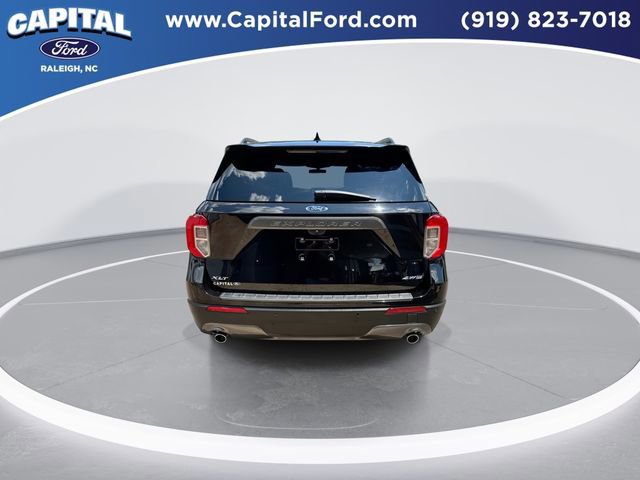 Certified 2022 Ford Explorer XLT w/ Equipment Group 202A image 5