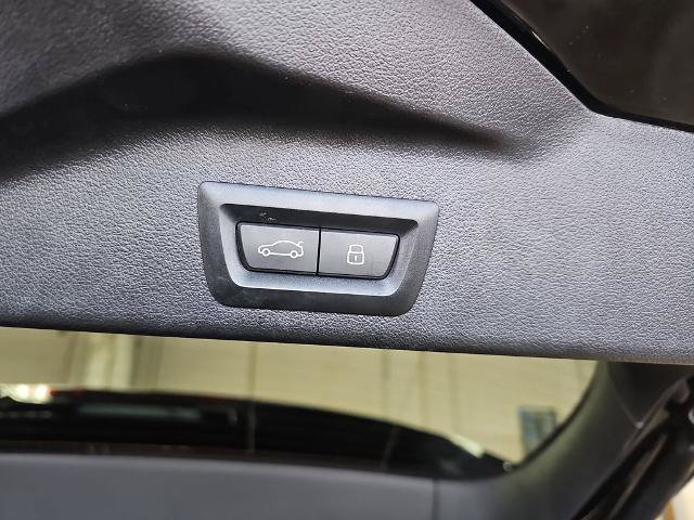Used 2024 BMW X5 xDrive40i w/ Premium Package AWD/4WD image 13