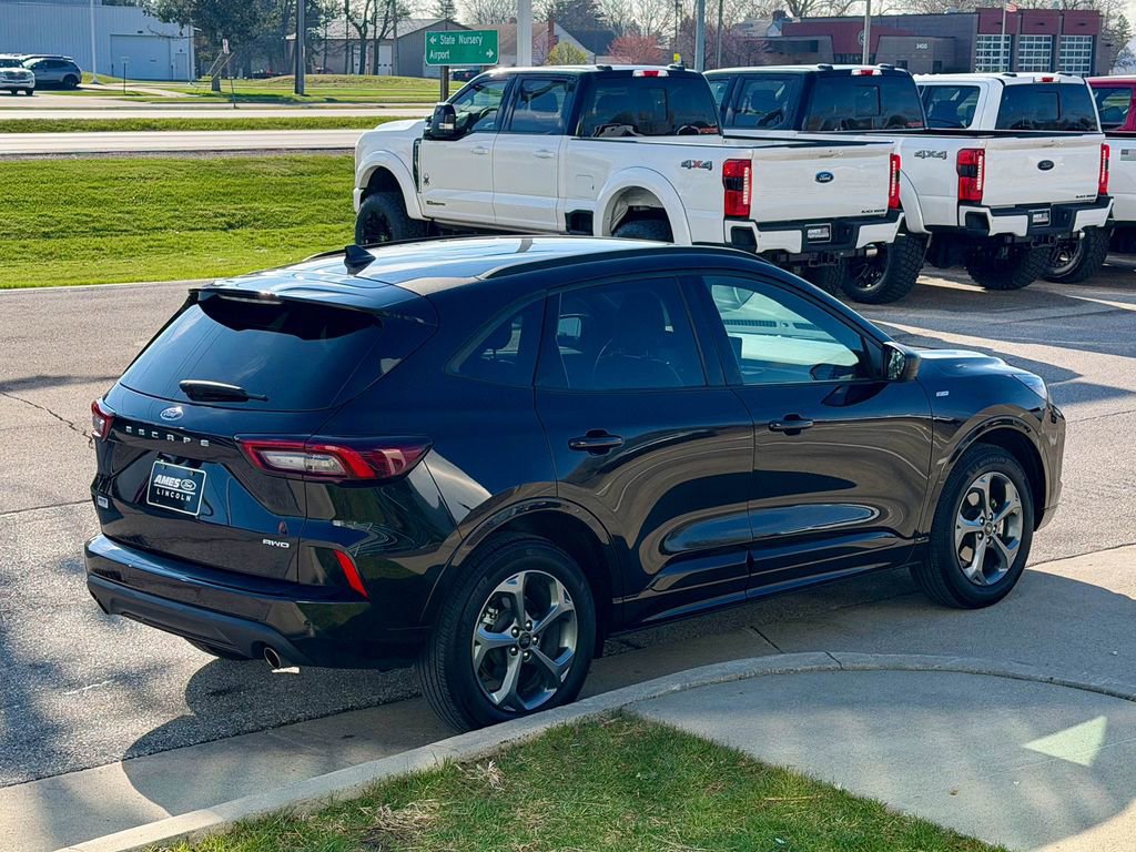 Certified 2024 Ford Escape ST-Line w/ Tech Pack #1 image 3