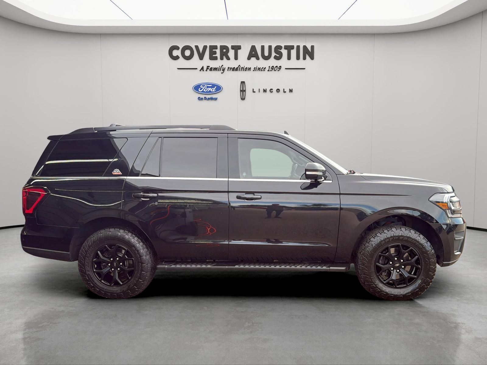 Certified 2022 Ford Expedition Timberline AWD/4WD image 6
