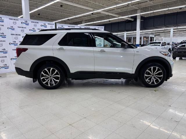 Certified 2023 Ford Explorer ST-Line AWD/4WD image 5