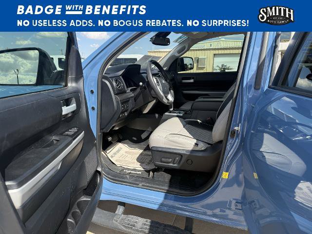 Used 2019 Toyota Tundra SR5 w/ SR5 Upgrade Package AWD/4WD image 14