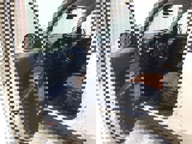 Certified 2024 Ford Maverick Lariat image 9