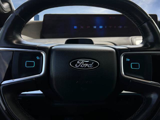 Certified 2025 Ford Expedition Max Platinum w/ Stealth Performance Package AWD/4WD image 11