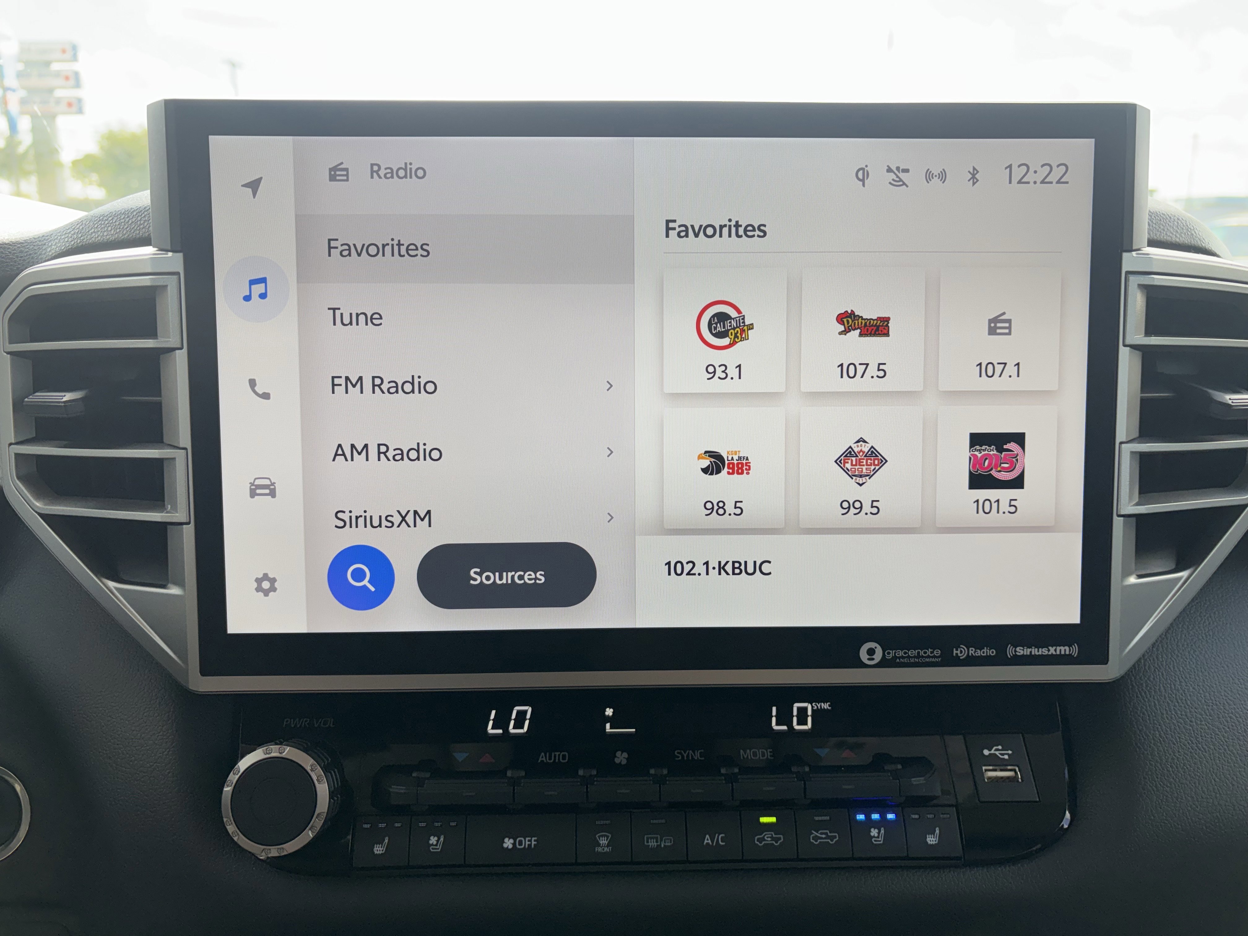 Used 2024 Toyota Tundra Limited image 35