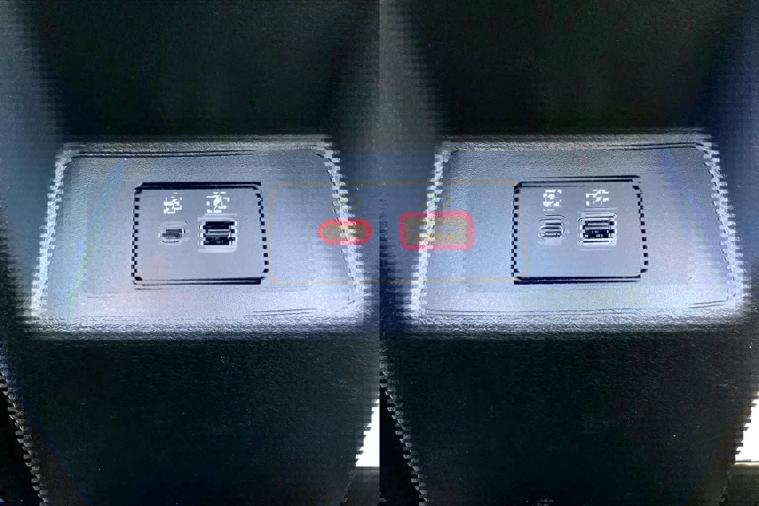 Used 2024 Nissan Altima 2.5 SV w/ SV Premium Package image 33