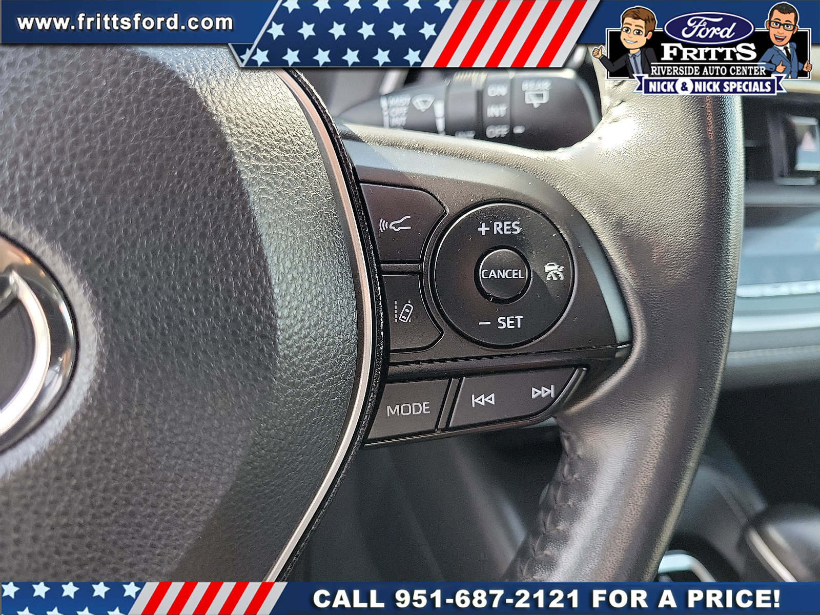 Used 2019 Toyota Corolla SE w/ Carpet Mat Package image 8