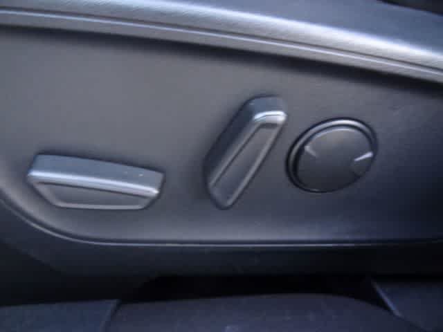 Certified 2024 Ford Escape ST-Line FWD image 7