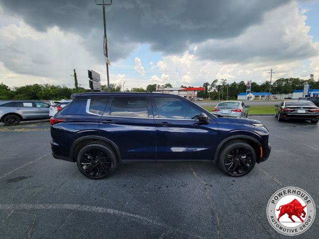 Used 2022 Mitsubishi Outlander SEL Black Edition FWD image 6