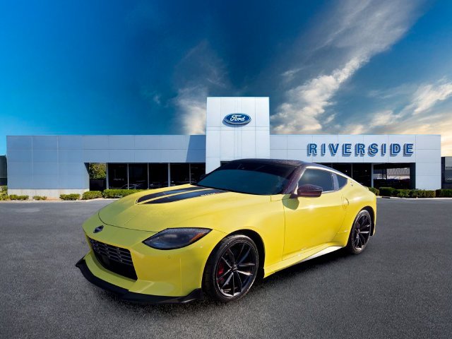 Used 2024 Nissan Z Performance w/ Floor Mat Package RWD image 3