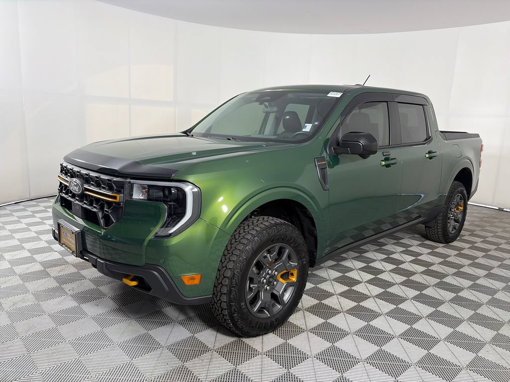 Certified 2025 Ford Maverick Tremor AWD/4WD image 3