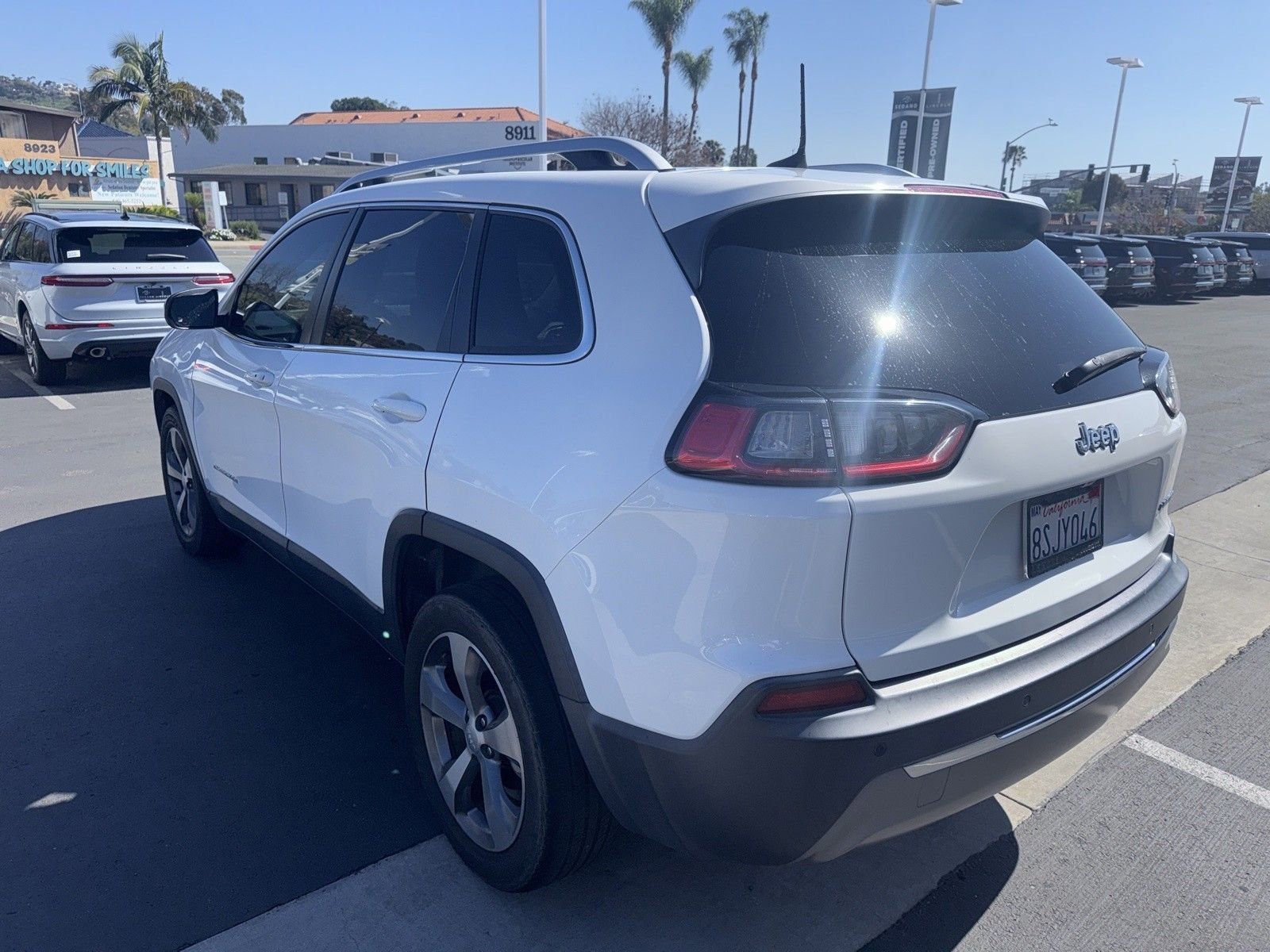 Used 2020 Jeep Cherokee Limited image 7