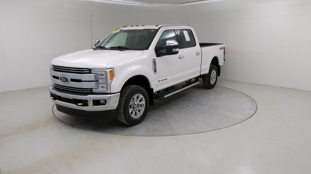 Certified 2018 Ford F250 Lariat w/ Chrome Package image 21