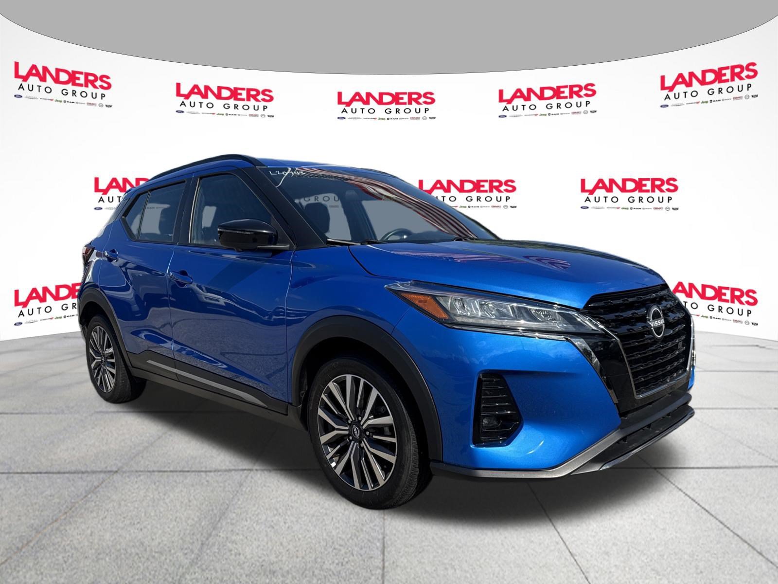Used 2024 Nissan Kicks SR