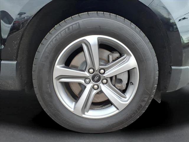 Certified 2024 Ford Edge SEL w/ Convenience Package image 11