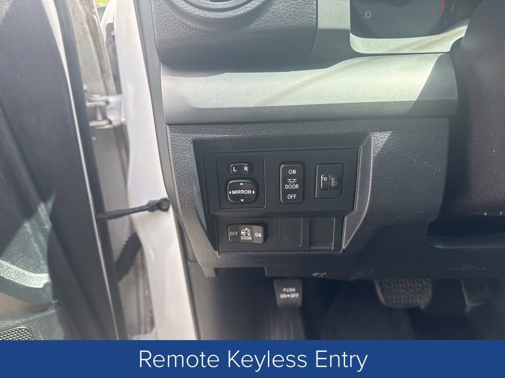 Used 2017 Toyota Tundra SR image 11