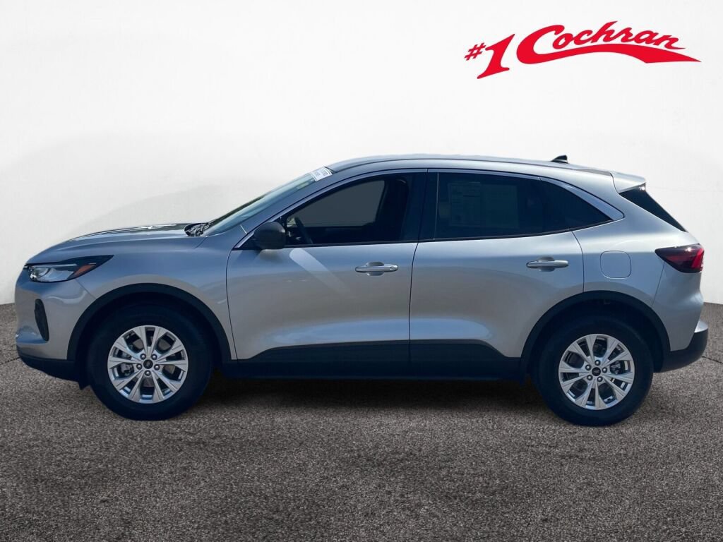 Certified 2023 Ford Escape Active AWD/4WD image 21