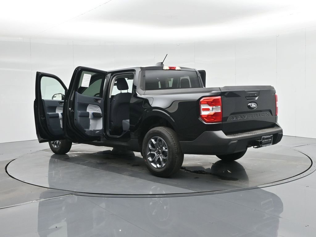 Certified 2025 Ford Maverick XLT w/ XLT Luxury Package image 34