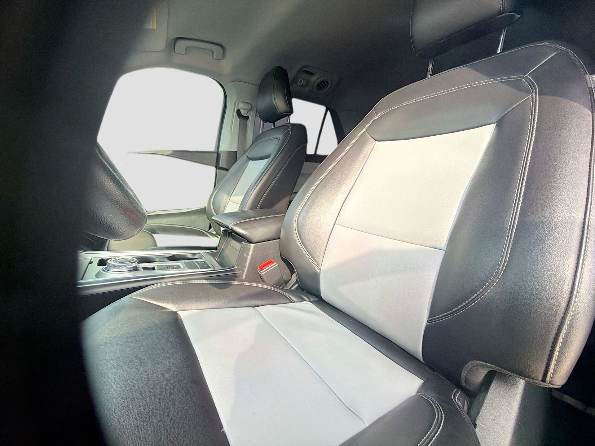 Certified 2023 Ford Explorer XLT w/ Equipment Group 202A image 26