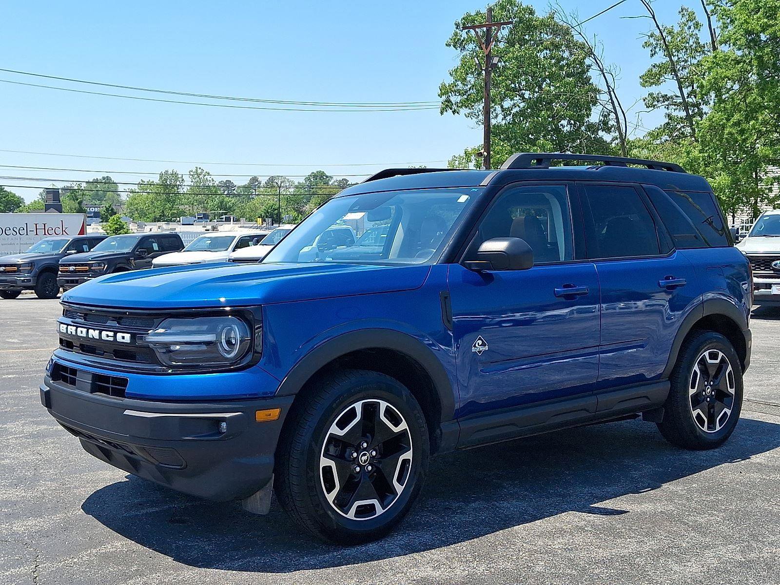 Certified 2024 Ford Bronco Sport Outer Banks w/ Tech Package AWD/4WD image 3