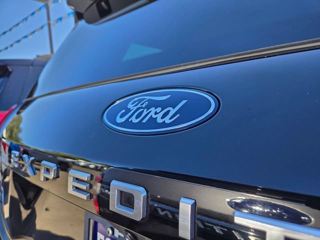 Certified 2025 Ford Expedition Active RWD image 11