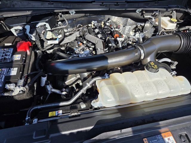 Certified 2025 Ford Expedition Active image 21